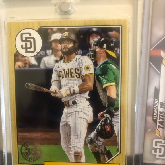 9 LOT OF 3 JUAN SOTO CARDS, 2 GUERRERO JR ROOKIES, & 4 FERNANDO TATIS CARDS-$$$ - Picture 10 of 10